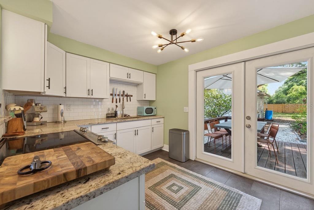 413 W NORTH BAY ST, TAMPA, FL, 33603