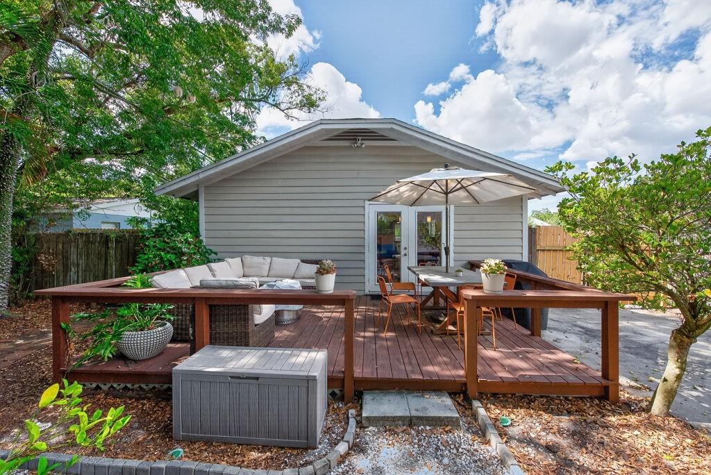 413 W NORTH BAY ST, TAMPA, FL, 33603