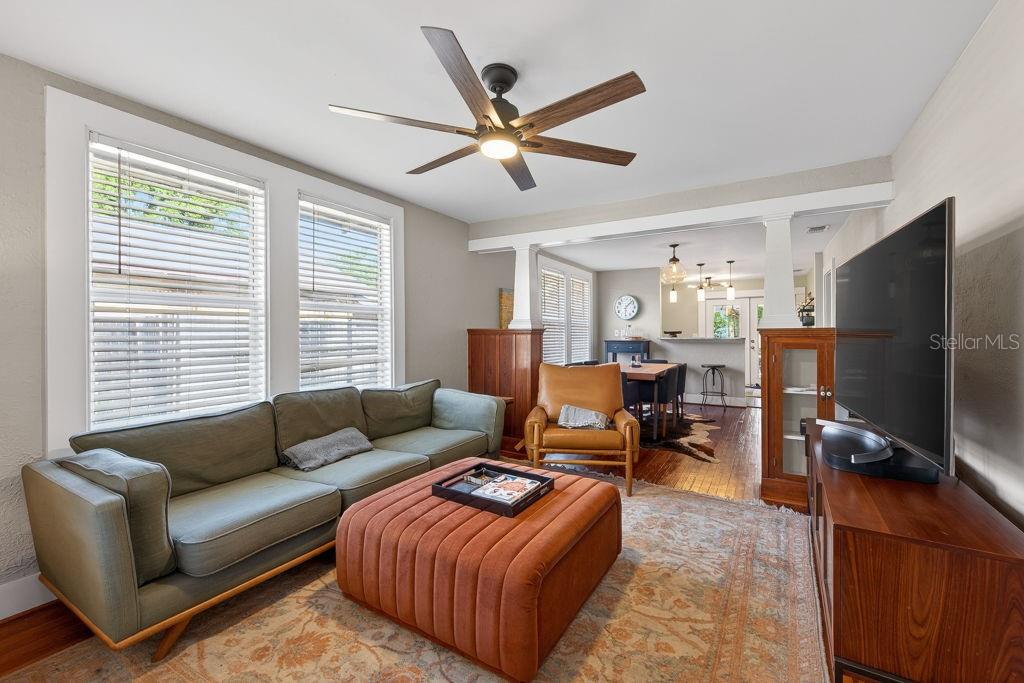 413 W NORTH BAY ST, TAMPA, FL, 33603