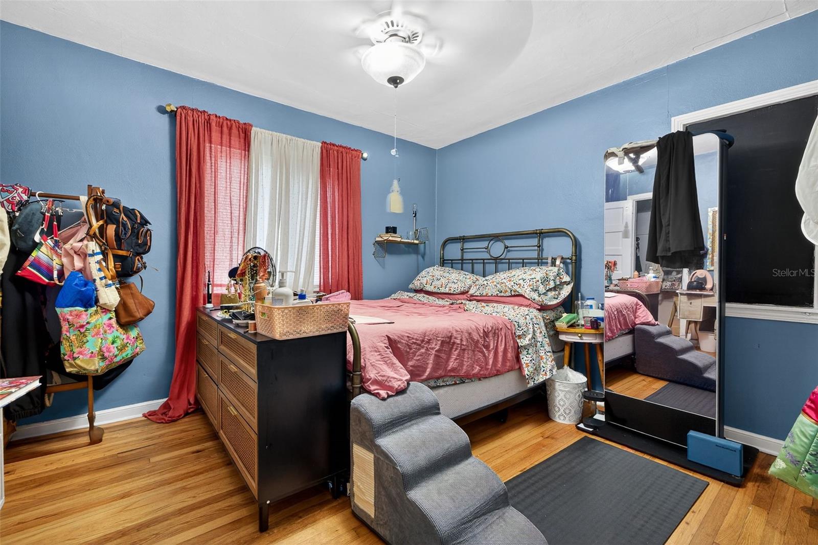 500 35TH AVE N, ST PETERSBURG, FL, 33704