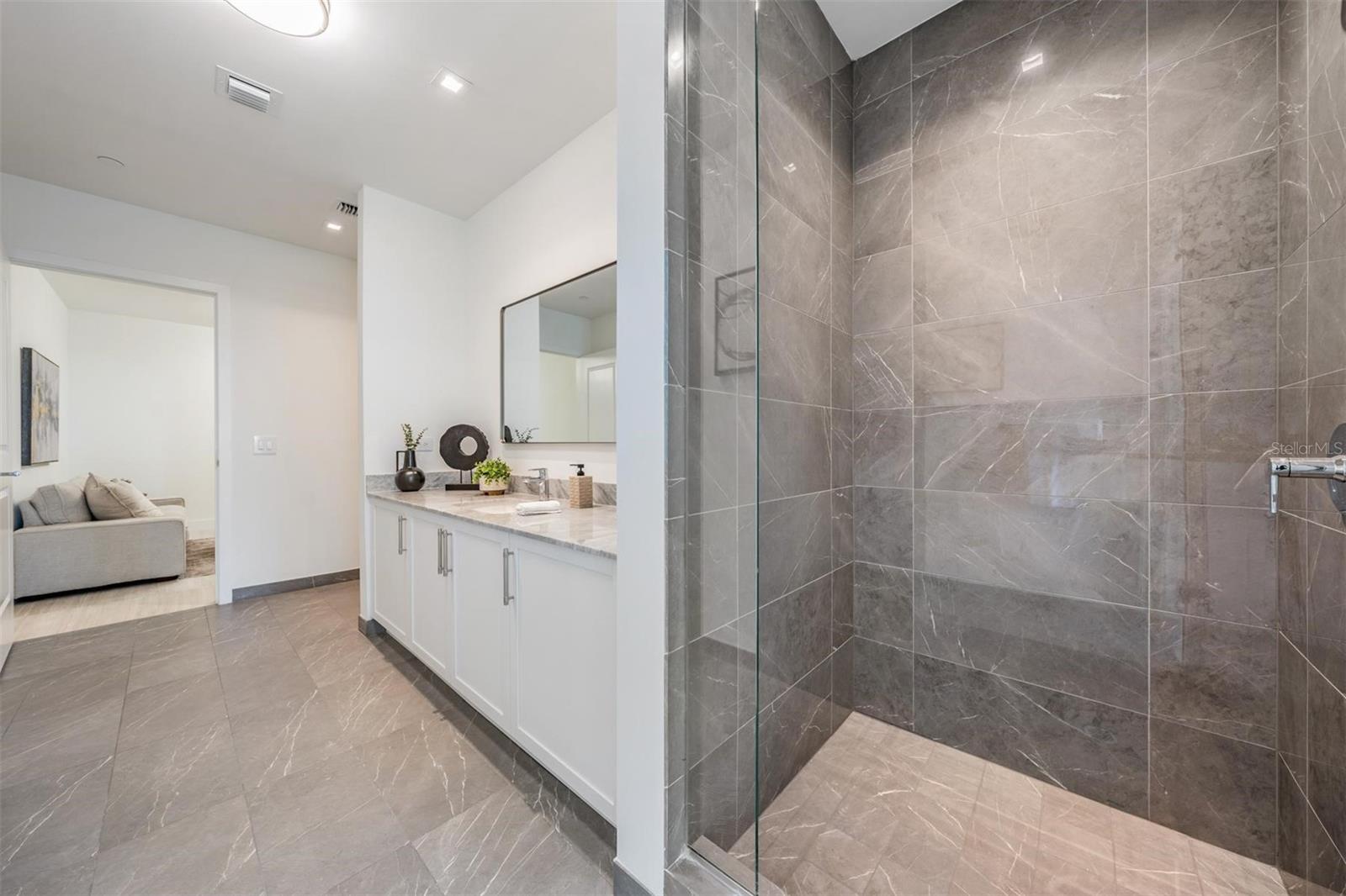 3015 S YSABELLA AVE #2003, TAMPA, FL, 33629