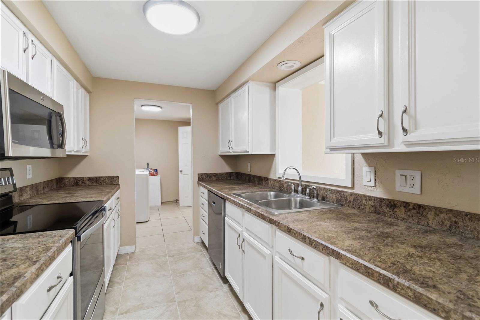 3170 EDEN MILLS DR, SARASOTA, FL, 34237
