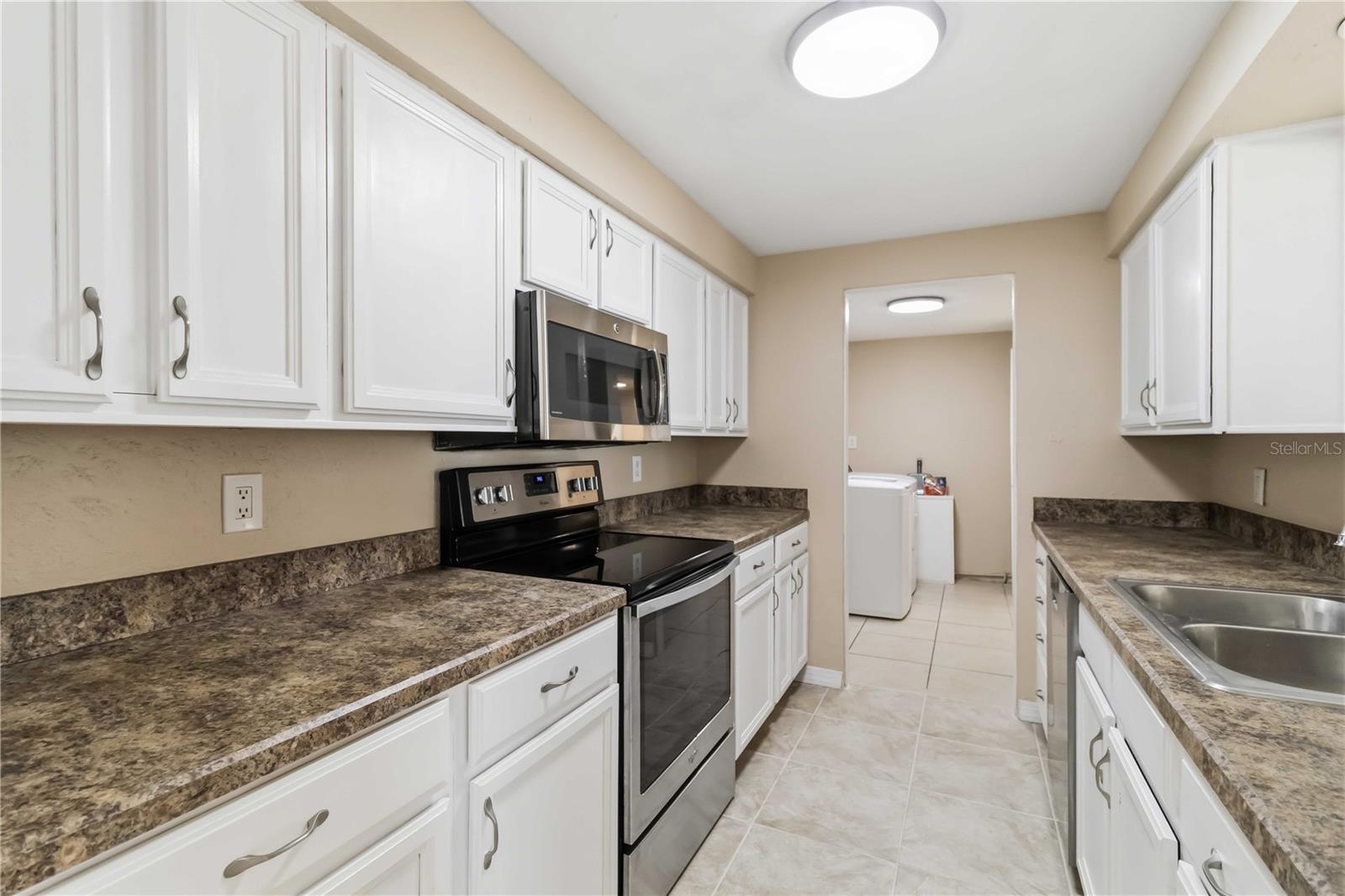 3170 EDEN MILLS DR, SARASOTA, FL, 34237