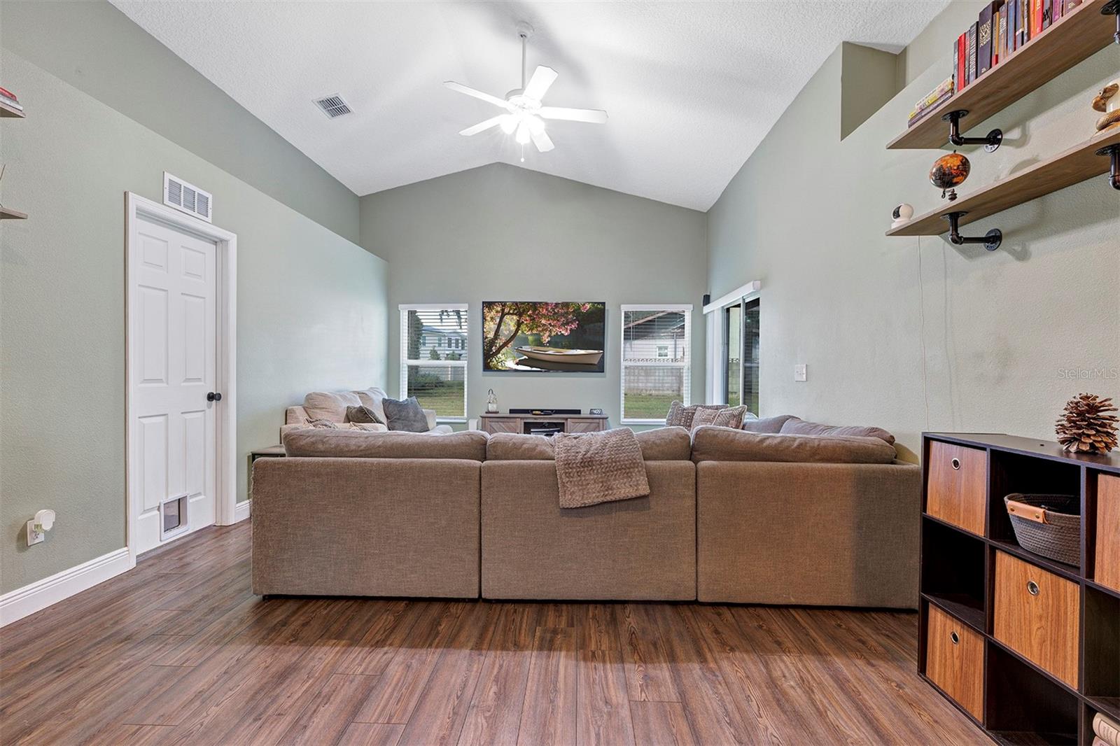 1520 BAYWOOD VILLAGE CT, MOUNT DORA, FL, 32757