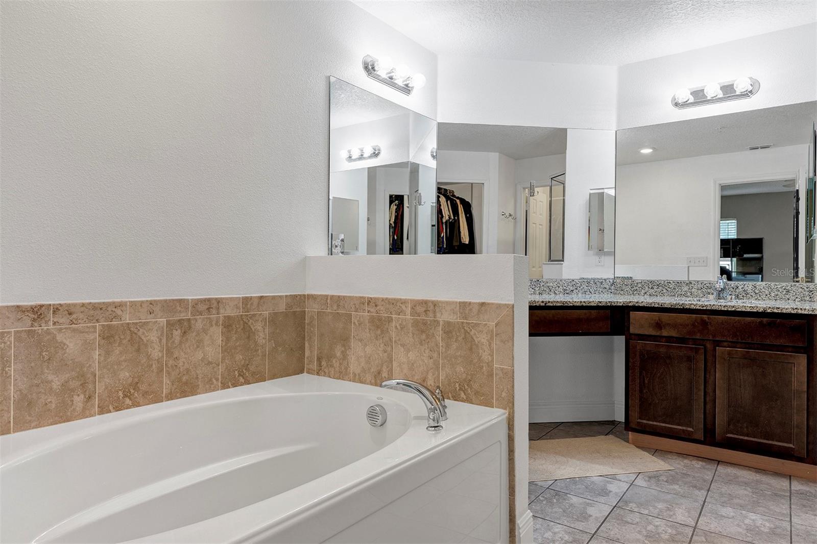 1520 BAYWOOD VILLAGE CT, MOUNT DORA, FL, 32757