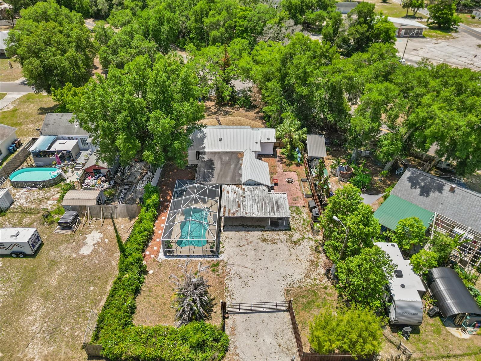 407 E POLK AVE, LAKE WALES, FL, 33853