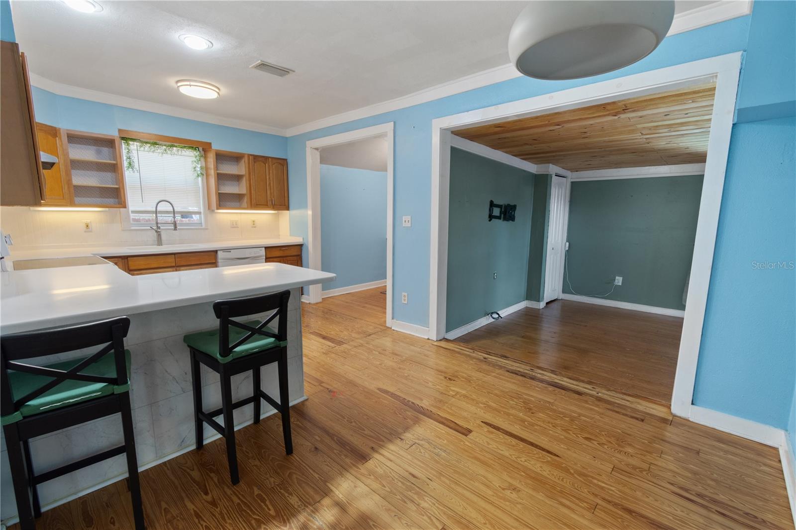 407 E POLK AVE, LAKE WALES, FL, 33853