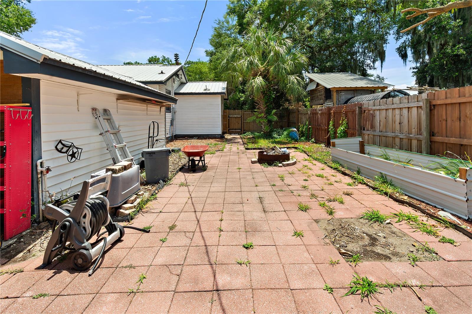 407 E POLK AVE, LAKE WALES, FL, 33853