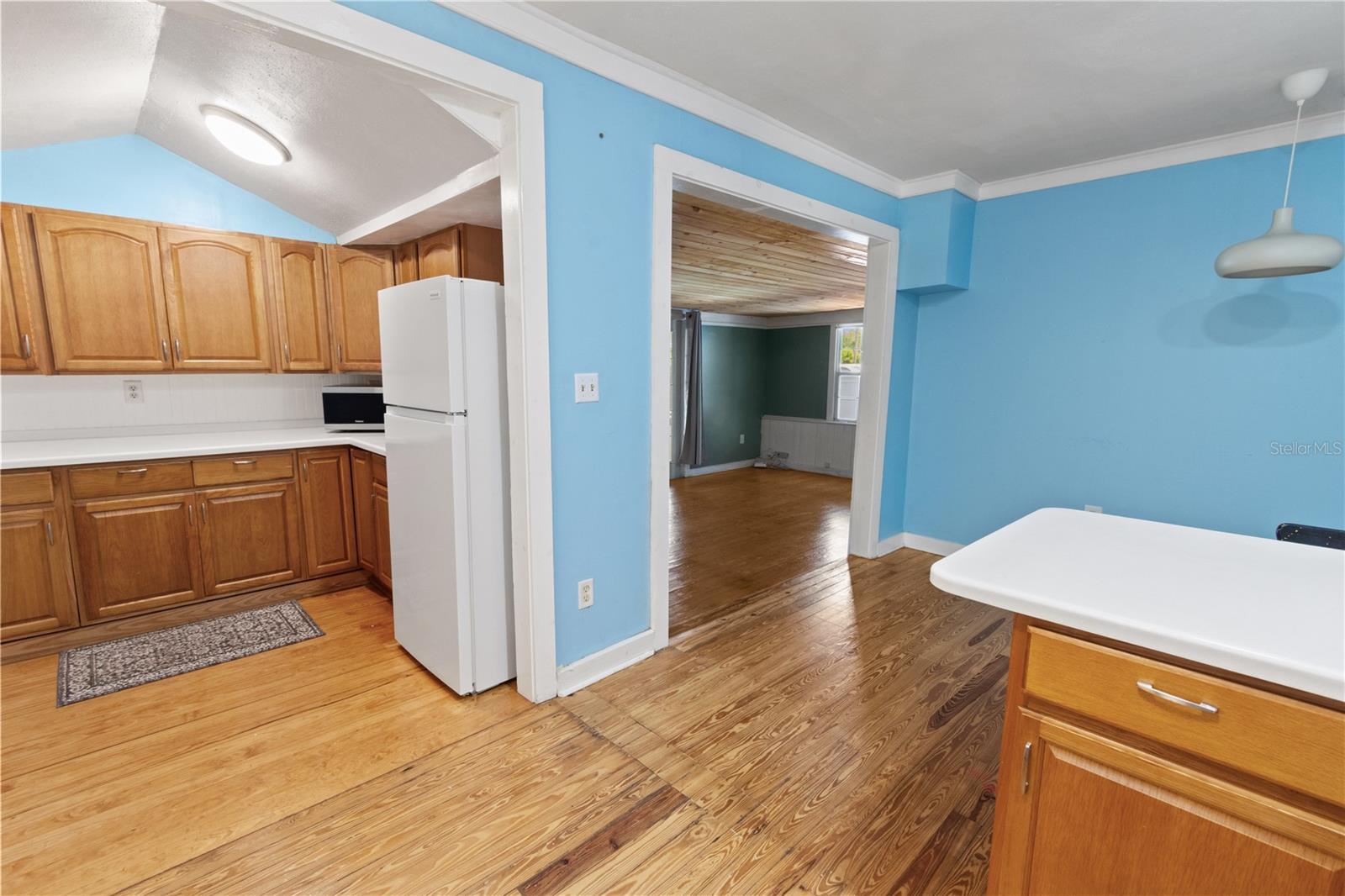 407 E POLK AVE, LAKE WALES, FL, 33853