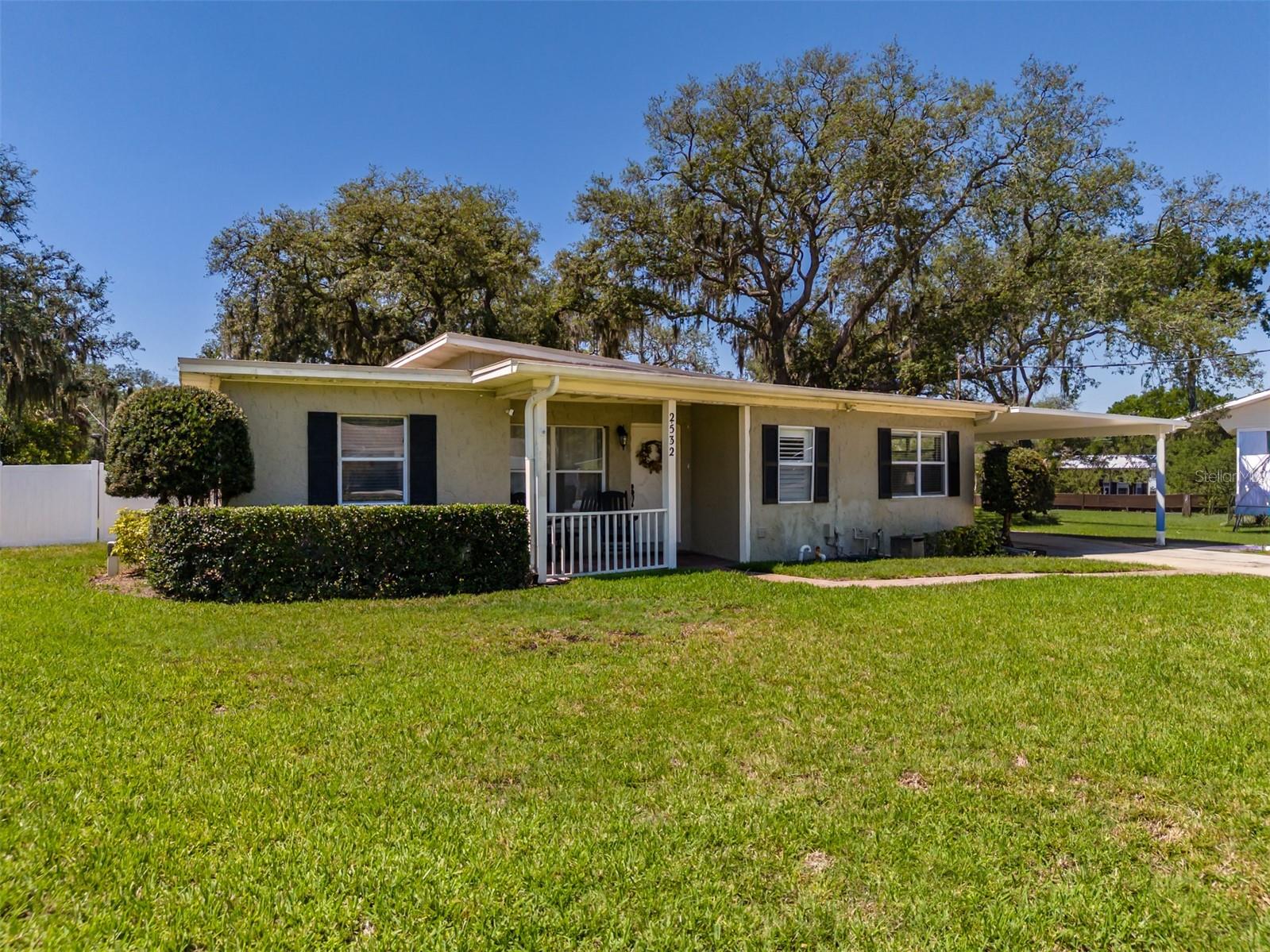 2532 LAKE ELLEN LN, TAMPA, FL, 33618
