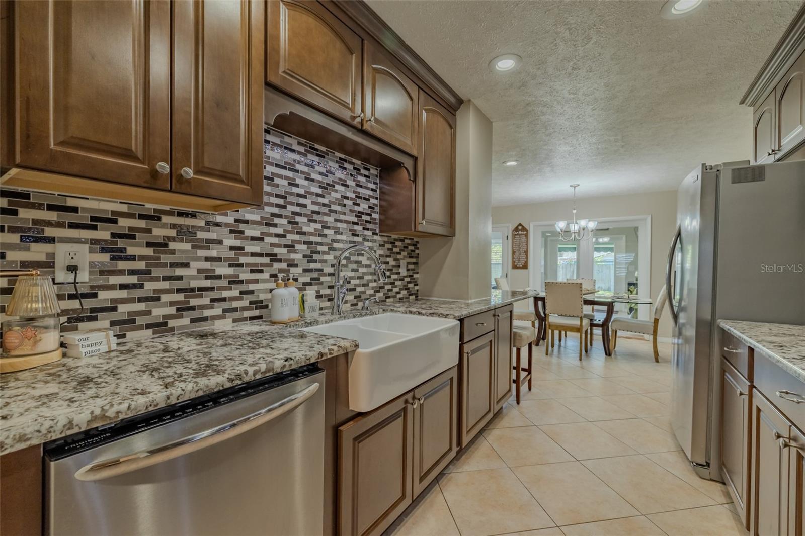2532 LAKE ELLEN LN, TAMPA, FL, 33618