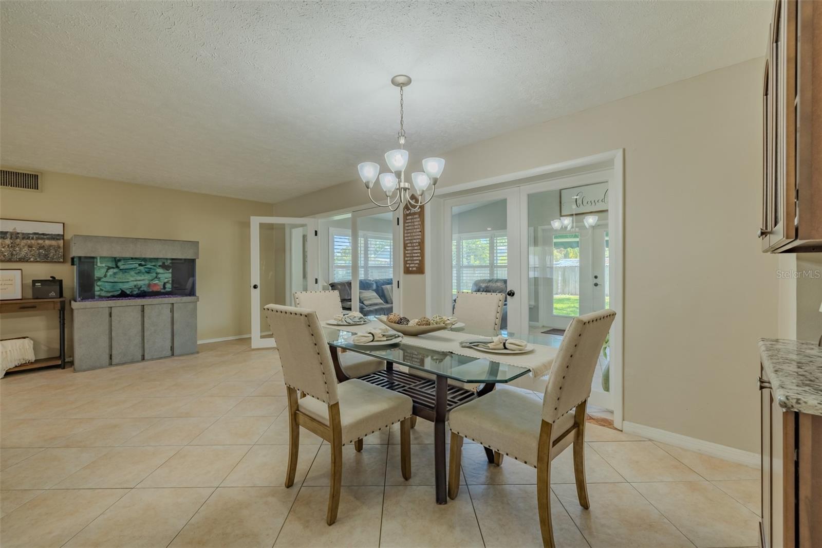 2532 LAKE ELLEN LN, TAMPA, FL, 33618