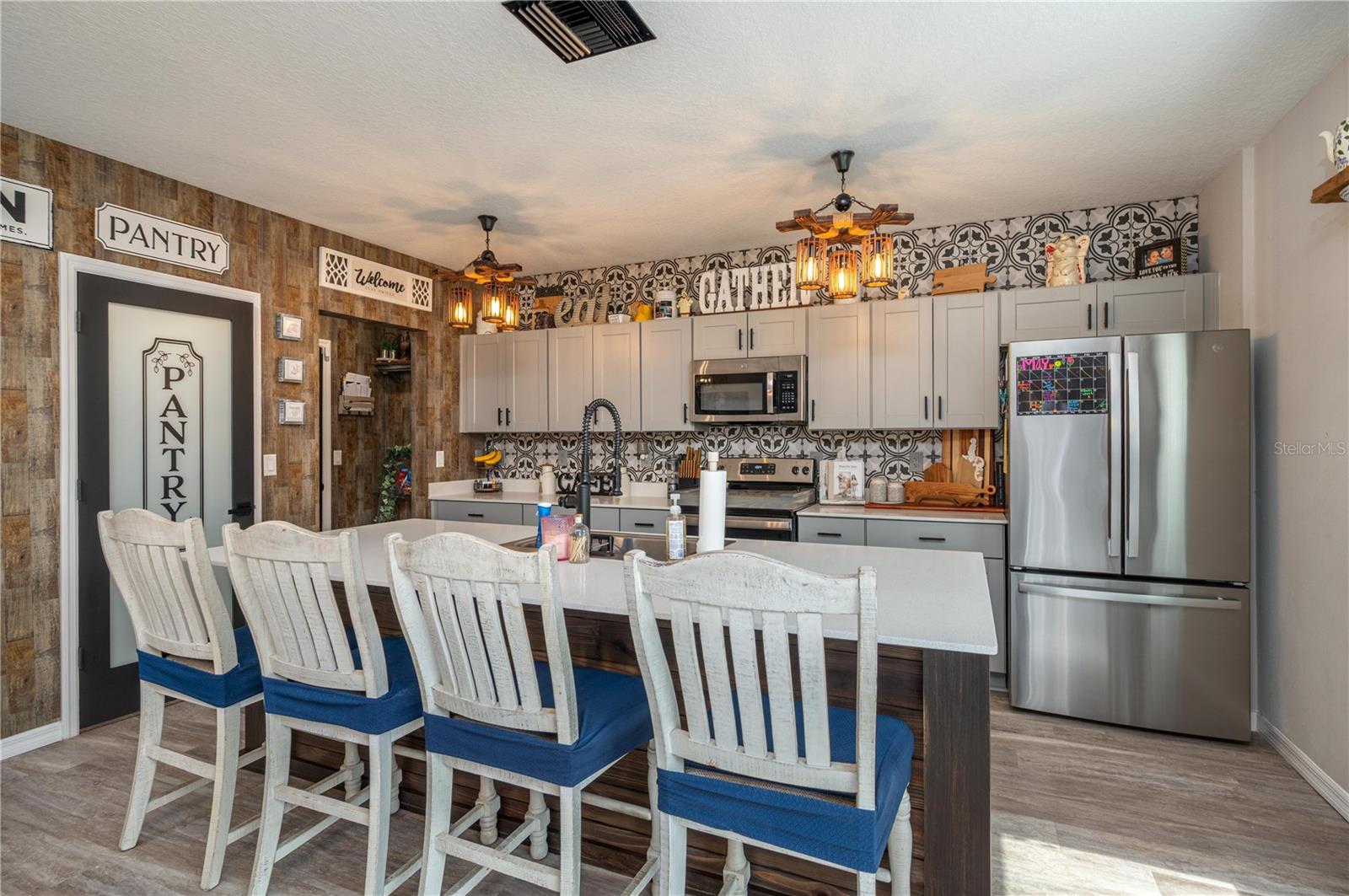 1517 AXEL CIR, WINTER HAVEN, FL, 33880