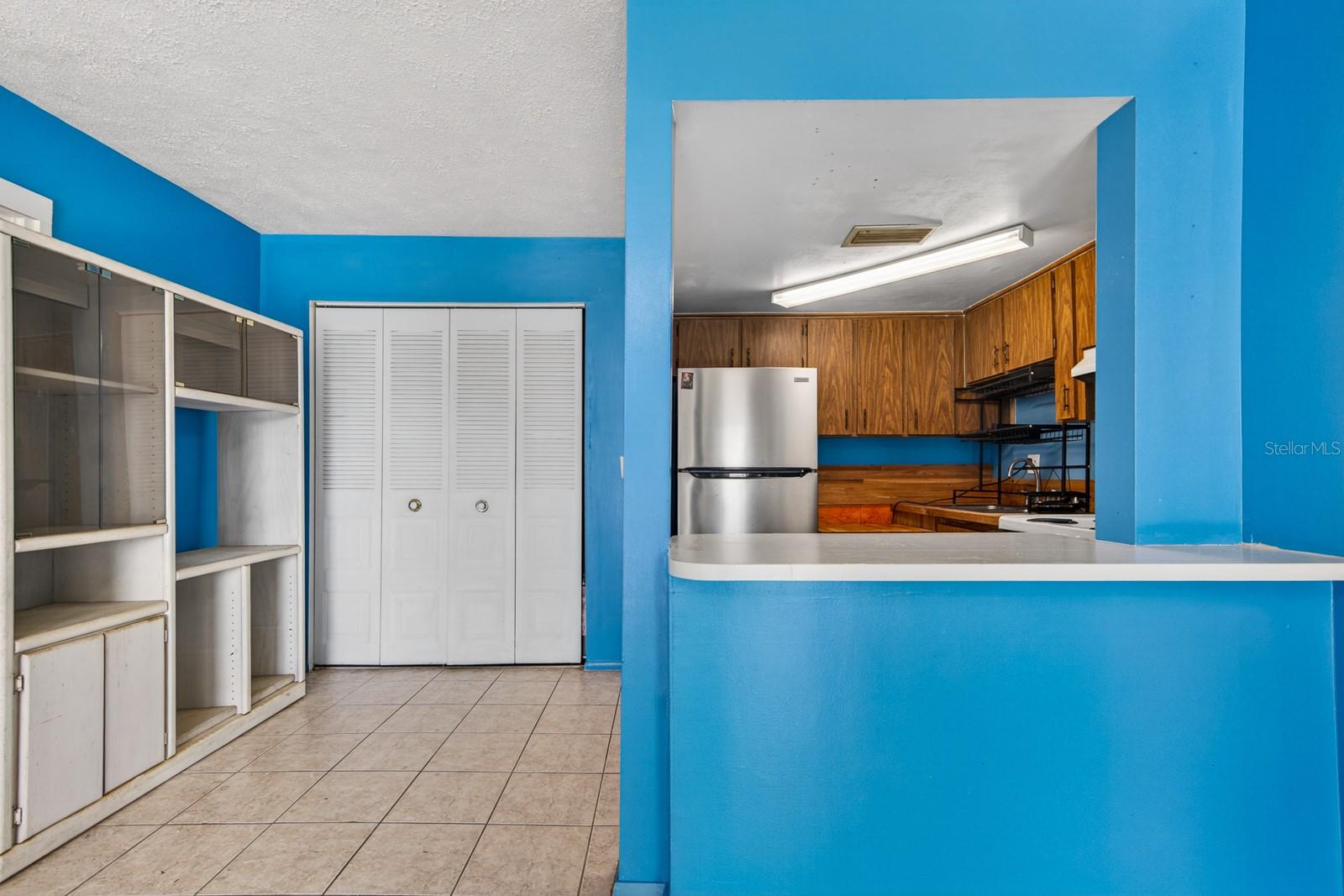 8602 CHAMPLAIN CT #93, TAMPA, FL, 33614