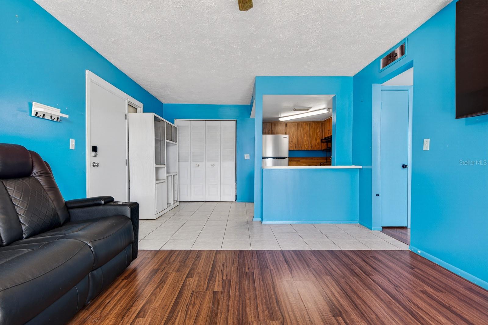 8602 CHAMPLAIN CT #93, TAMPA, FL, 33614