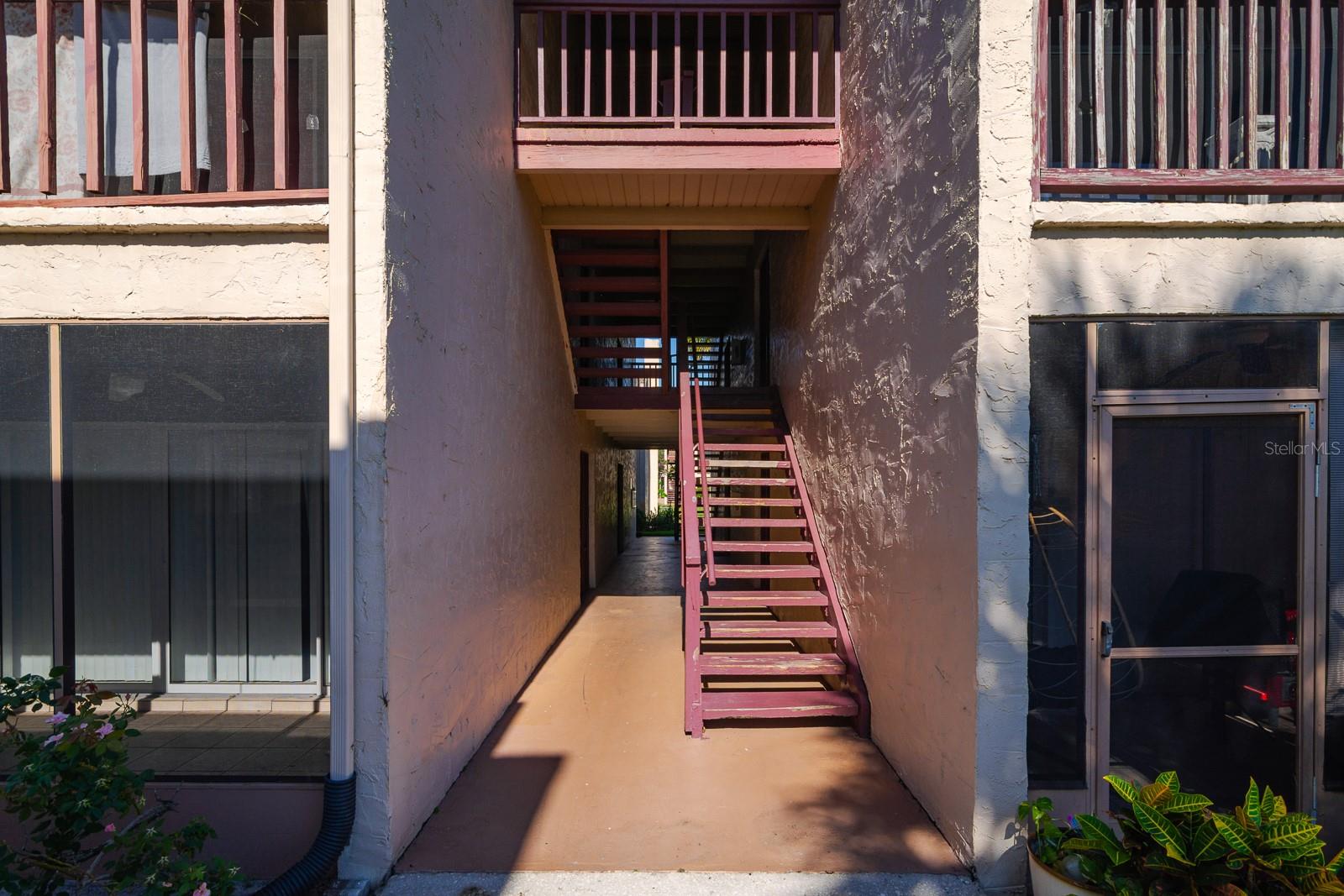 8602 CHAMPLAIN CT #93, TAMPA, FL, 33614