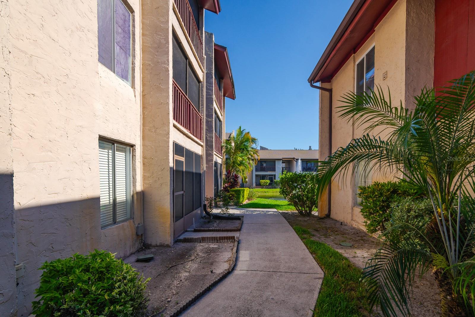 8602 CHAMPLAIN CT #93, TAMPA, FL, 33614
