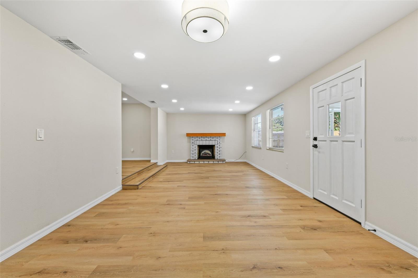 6451 SHENANDOAH WAY, ORLANDO, FL, 32807