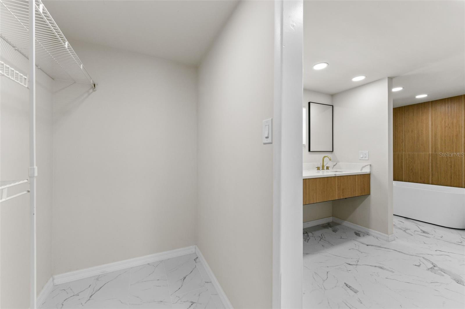 6451 SHENANDOAH WAY, ORLANDO, FL, 32807
