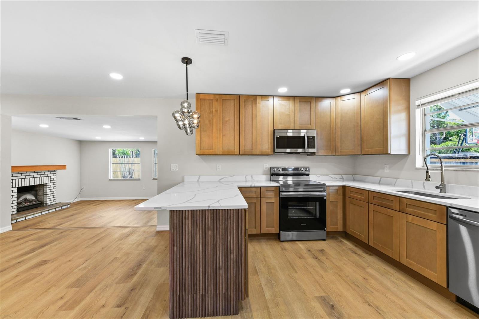 6451 SHENANDOAH WAY, ORLANDO, FL, 32807