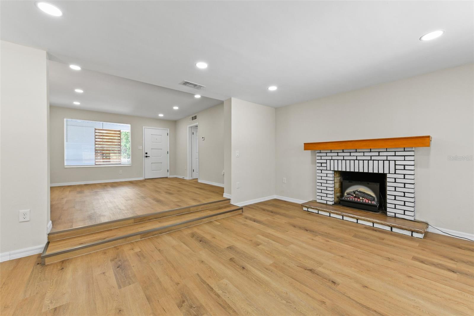 6451 SHENANDOAH WAY, ORLANDO, FL, 32807