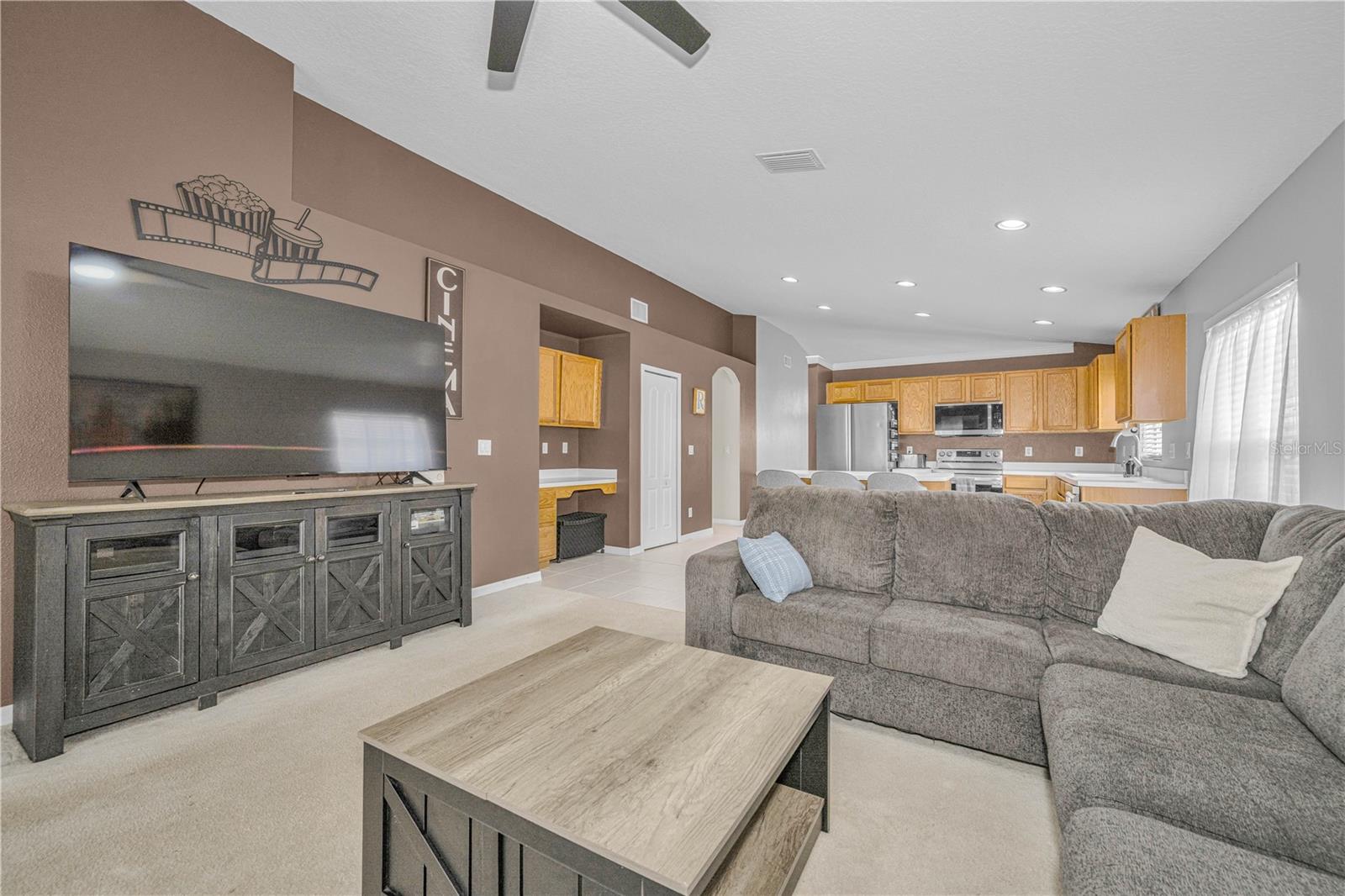 7601 MERCHANTVILLE CIR, ZEPHYRHILLS, FL, 33540
