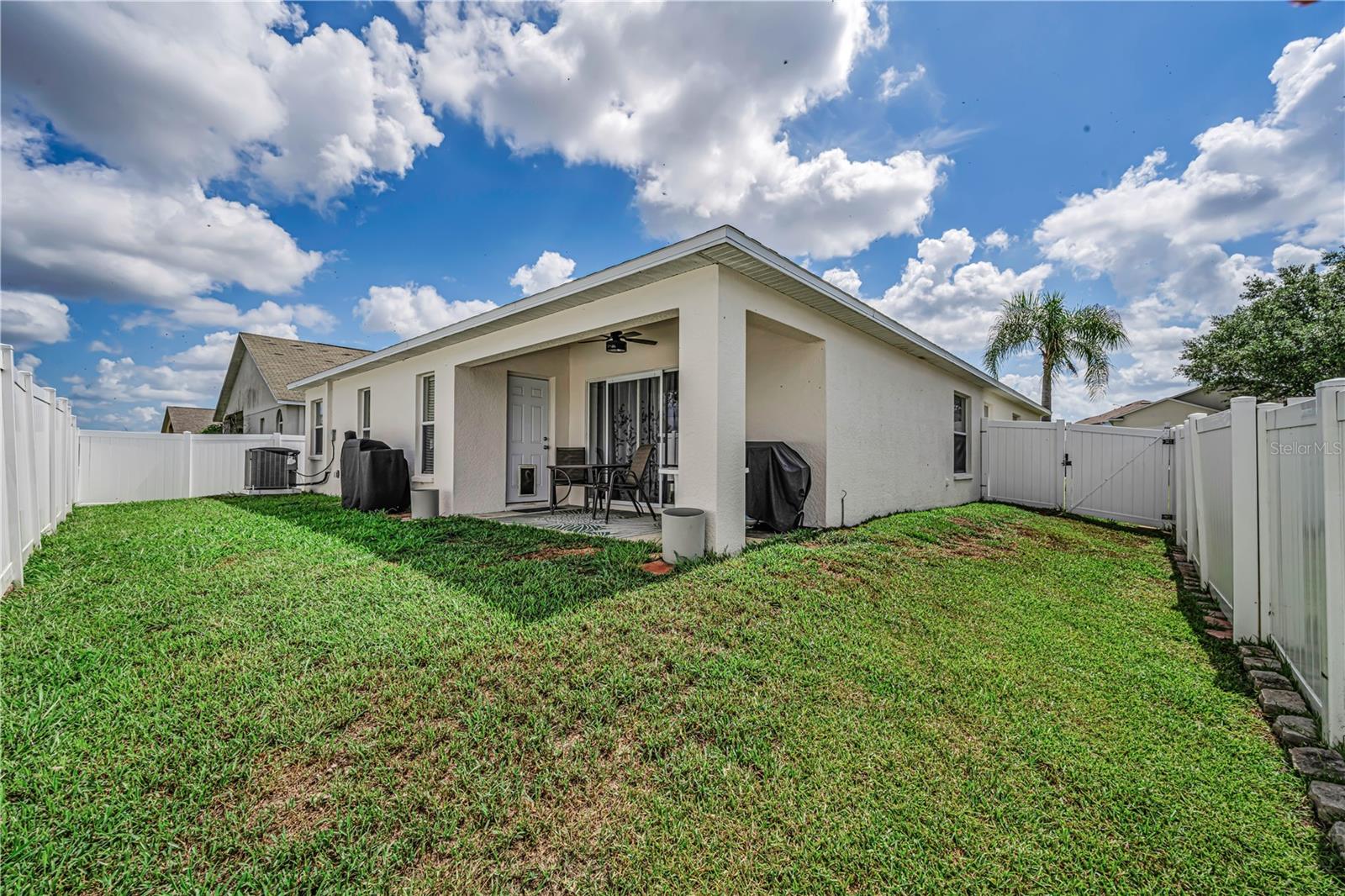 7601 MERCHANTVILLE CIR, ZEPHYRHILLS, FL, 33540
