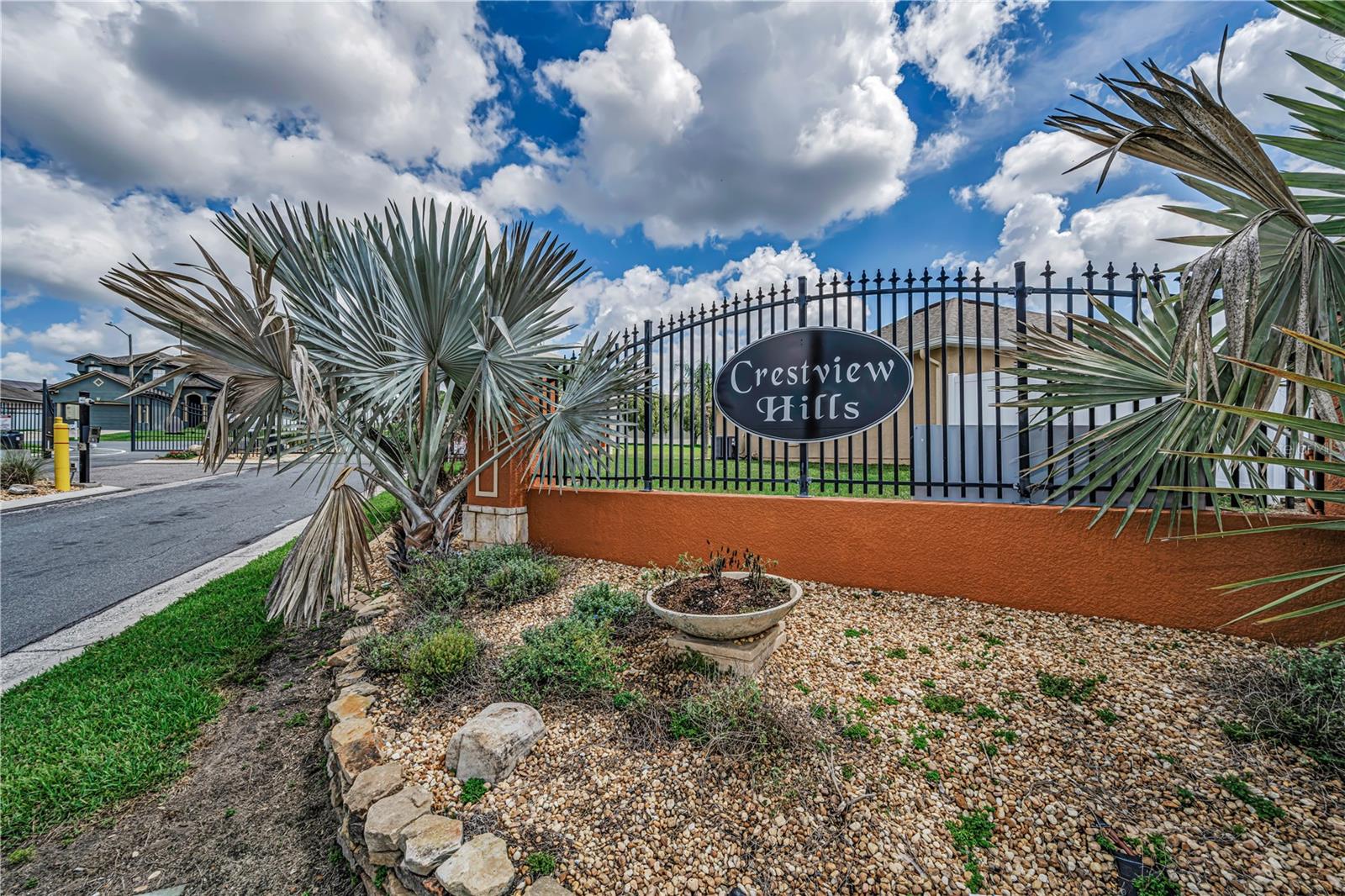 7601 MERCHANTVILLE CIR, ZEPHYRHILLS, FL, 33540
