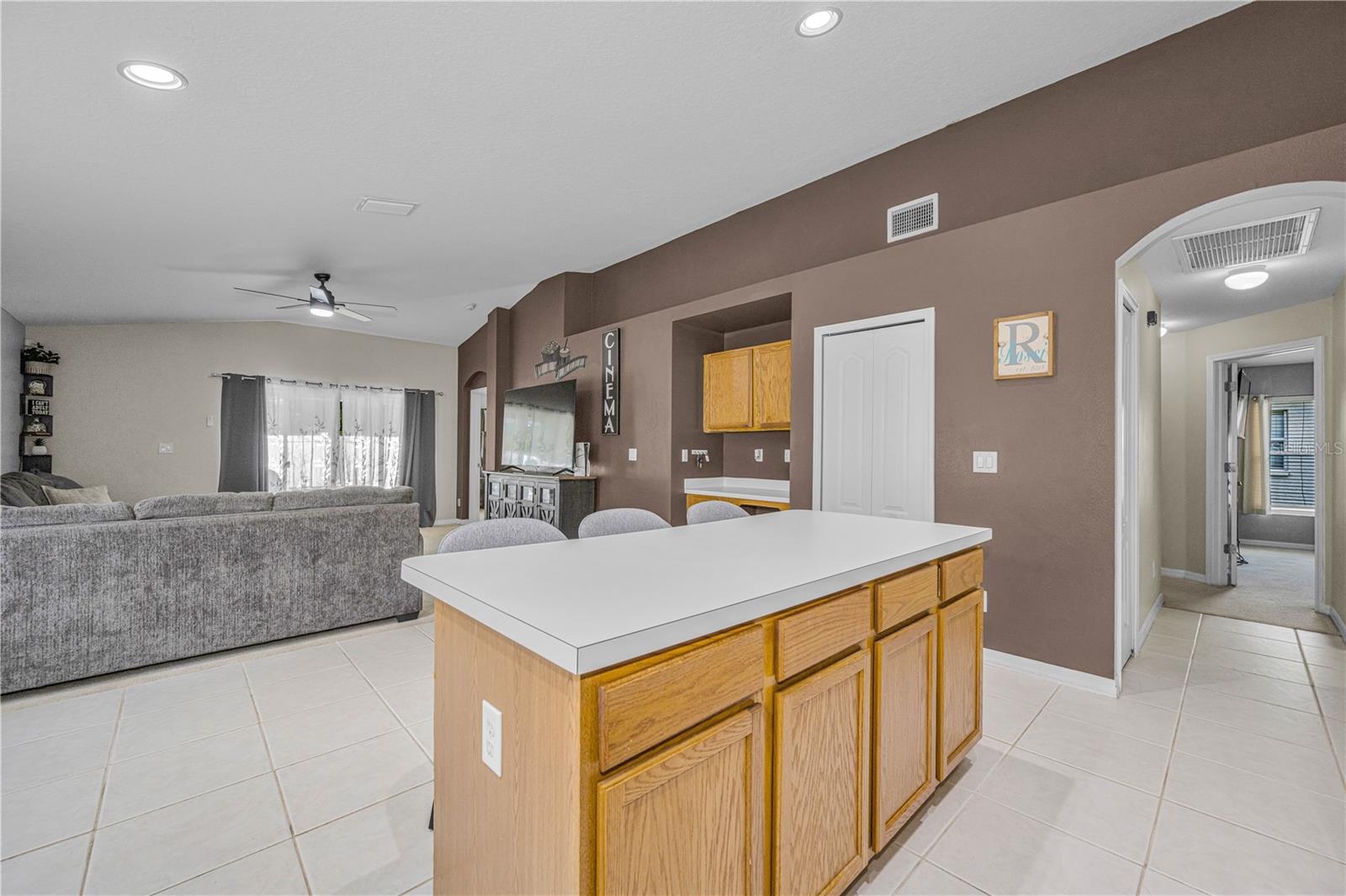 7601 MERCHANTVILLE CIR, ZEPHYRHILLS, FL, 33540