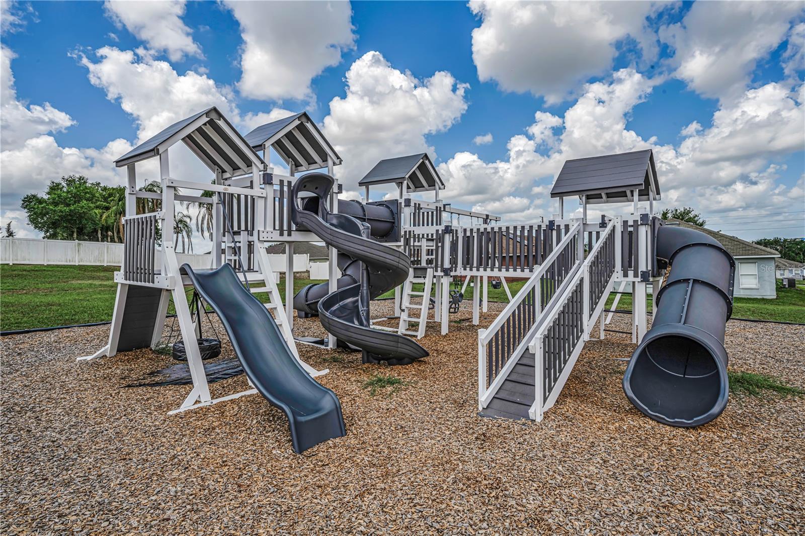 7601 MERCHANTVILLE CIR, ZEPHYRHILLS, FL, 33540