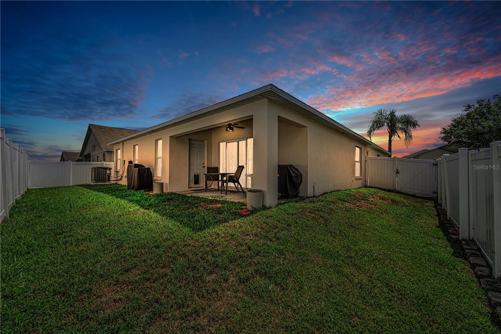 7601 MERCHANTVILLE CIR, ZEPHYRHILLS, FL, 33540