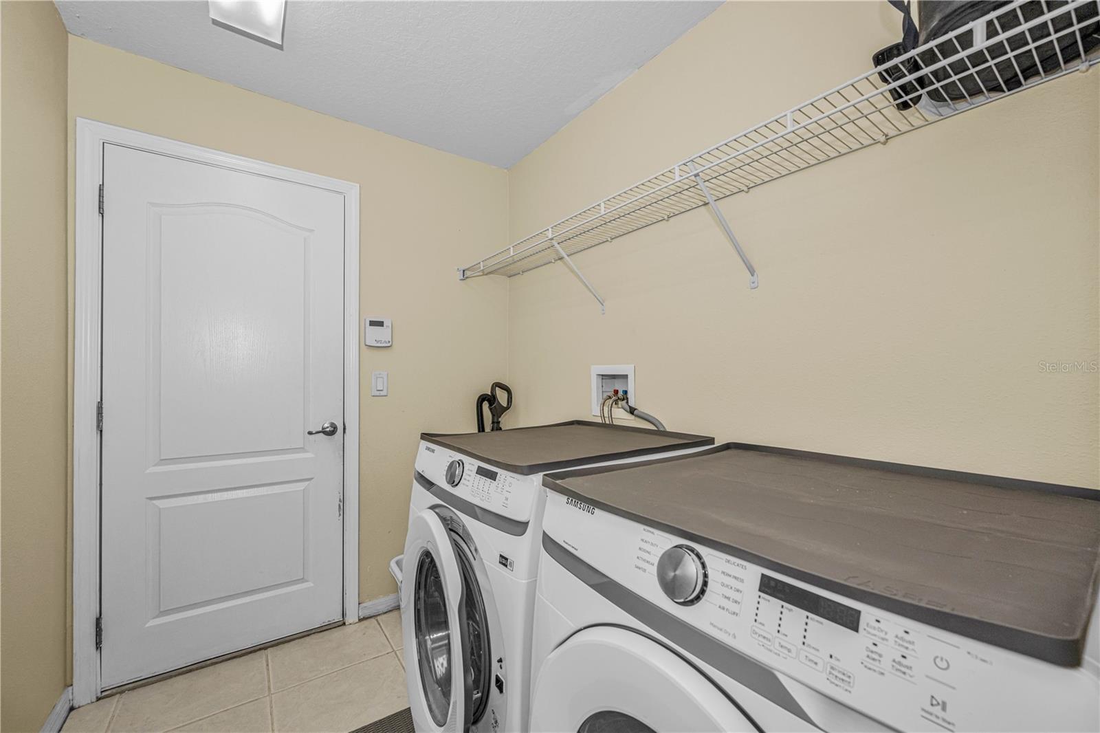 7601 MERCHANTVILLE CIR, ZEPHYRHILLS, FL, 33540