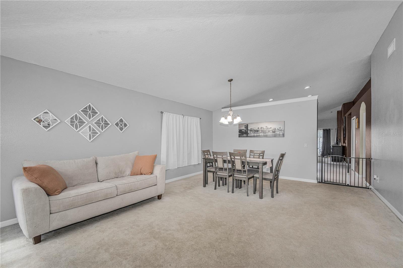 7601 MERCHANTVILLE CIR, ZEPHYRHILLS, FL, 33540