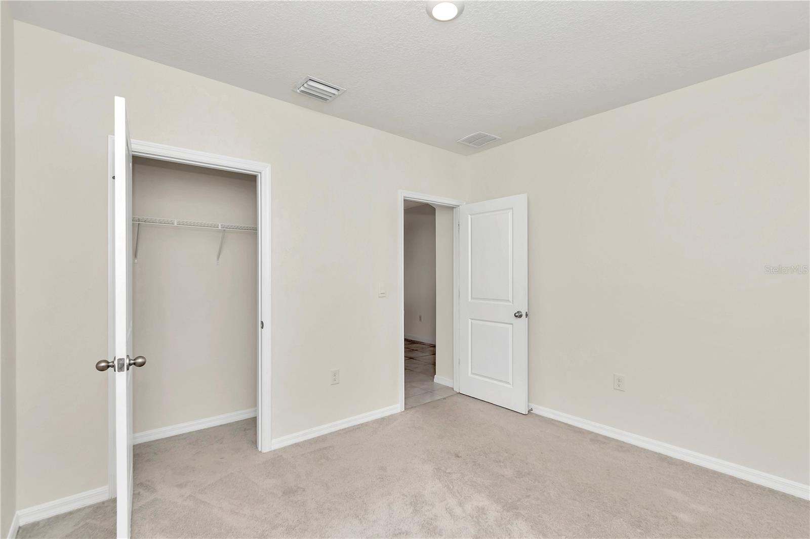 27 HICKORY COURSE LN, OCALA, FL, 34472
