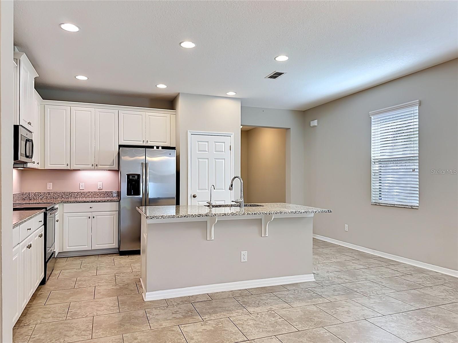 11437 AMAPOLA BLOOM CT, RIVERVIEW, FL, 33579