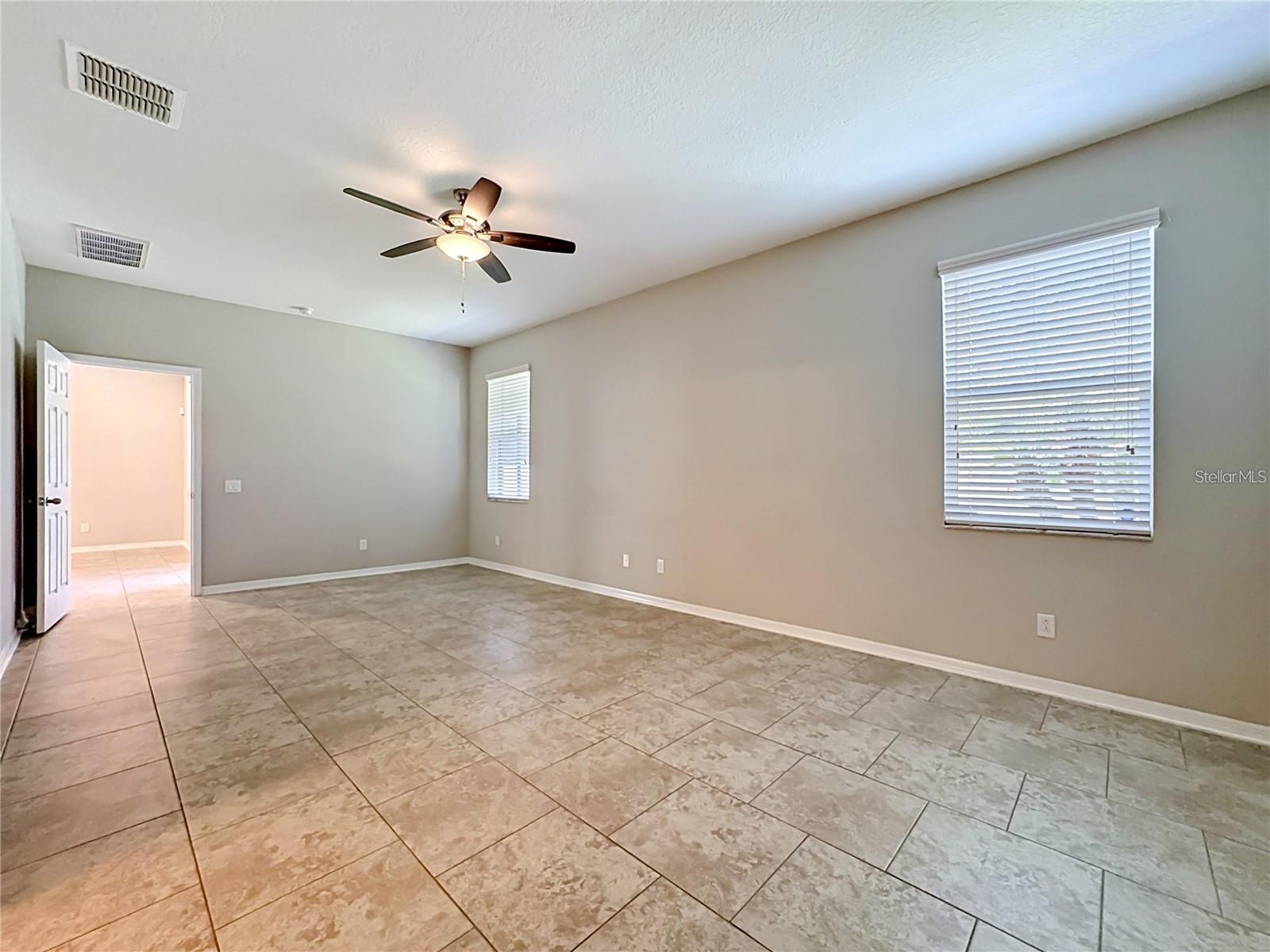 11437 AMAPOLA BLOOM CT, RIVERVIEW, FL, 33579
