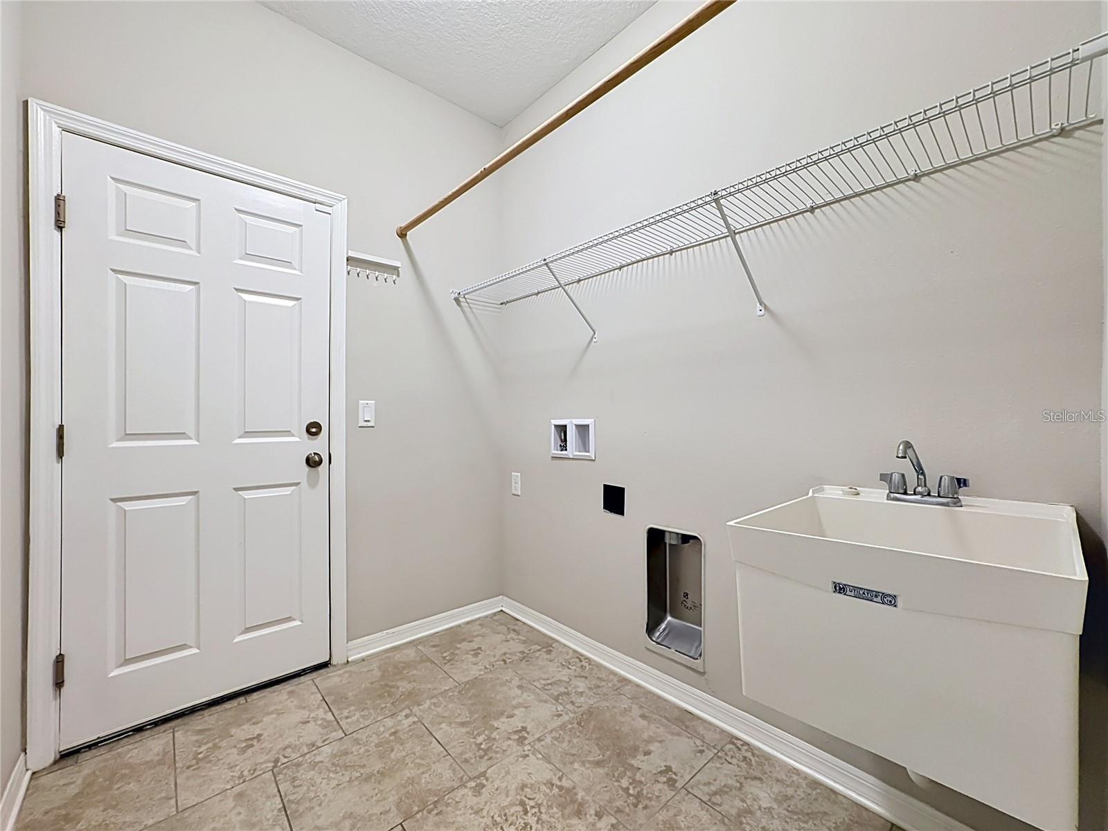 11437 AMAPOLA BLOOM CT, RIVERVIEW, FL, 33579