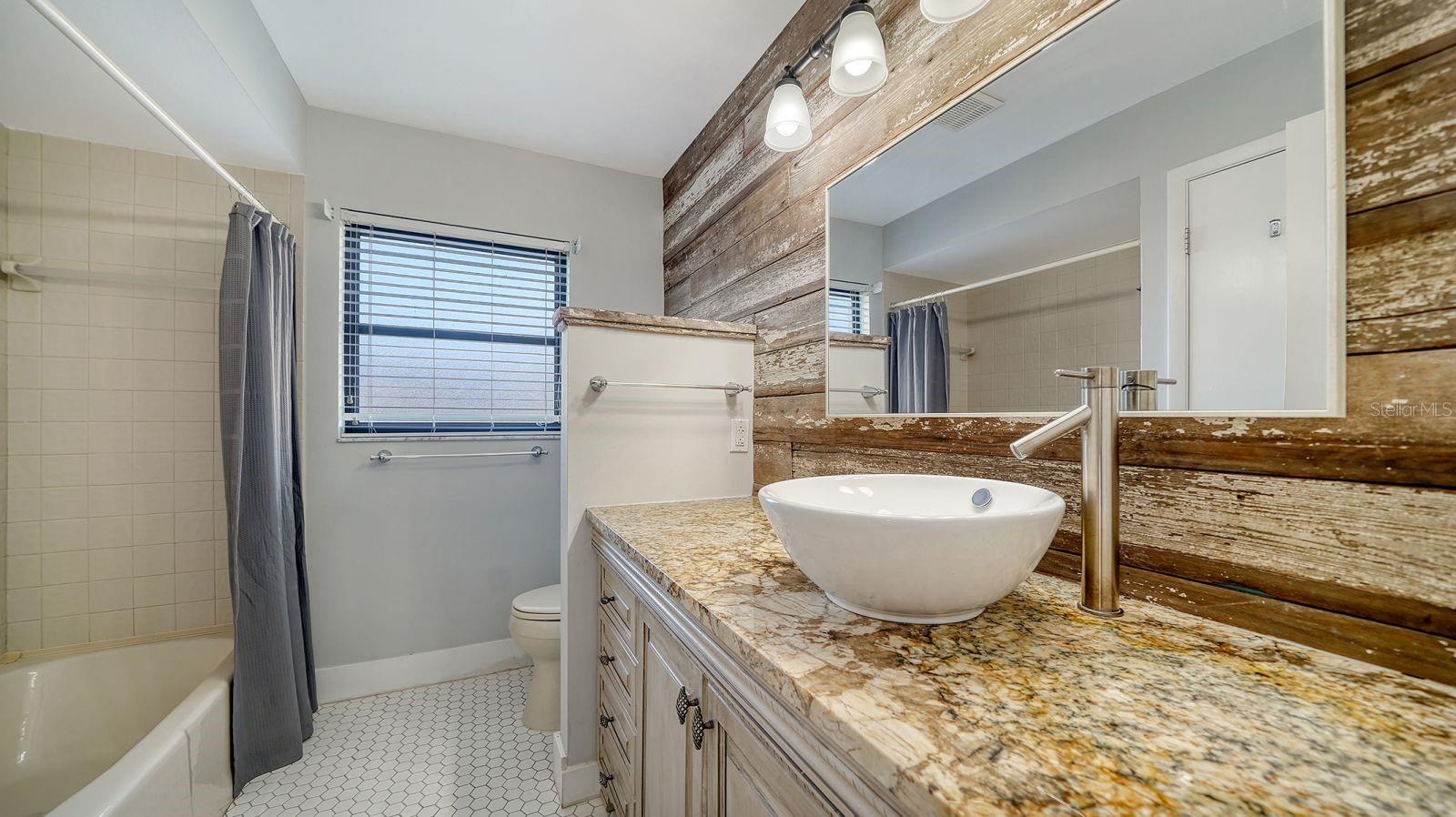 2291 PINE VIEW CIR, SARASOTA, FL, 34231