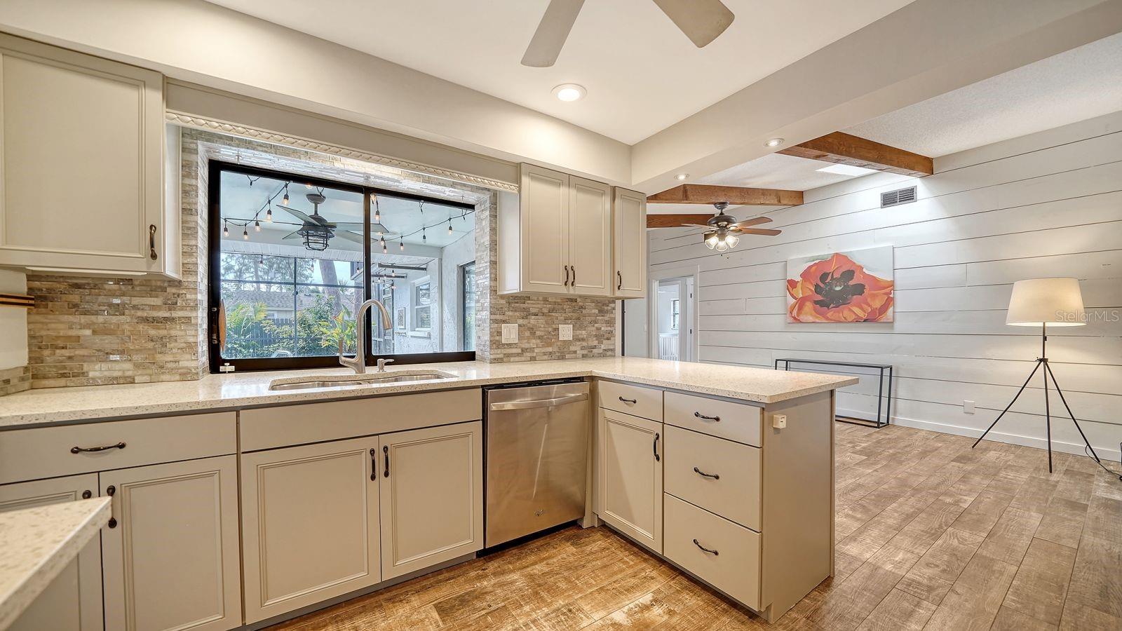 2291 PINE VIEW CIR, SARASOTA, FL, 34231