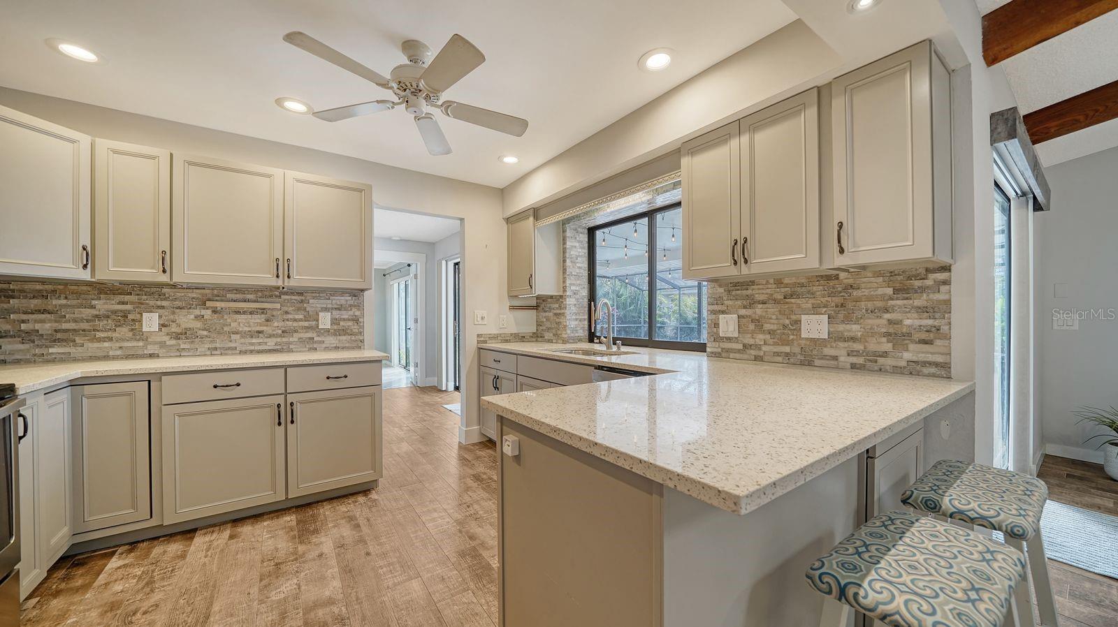 2291 PINE VIEW CIR, SARASOTA, FL, 34231
