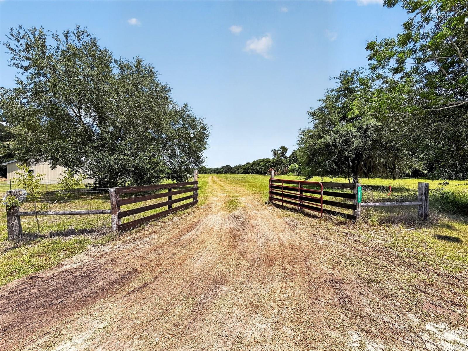 7755 CR 714, CENTER HILL, FL, 33514