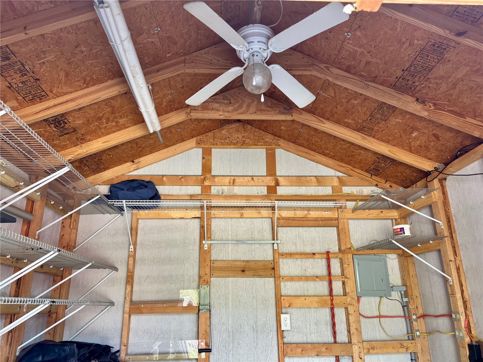 3273 NE 102ND AVENUE RD, SILVER SPRINGS, FL, 34488