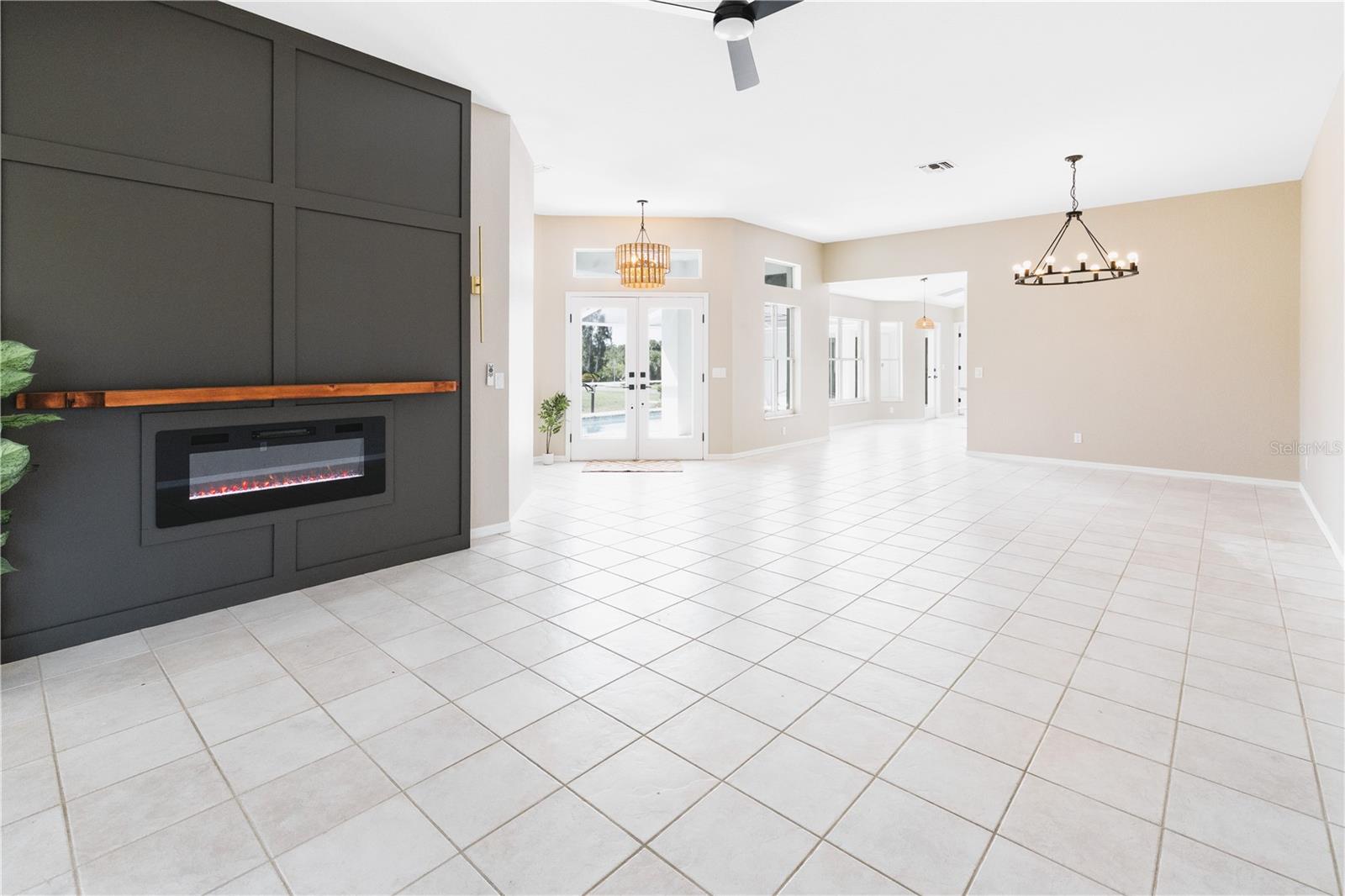 201 ARLINGTON DR, PLACIDA, FL, 33946