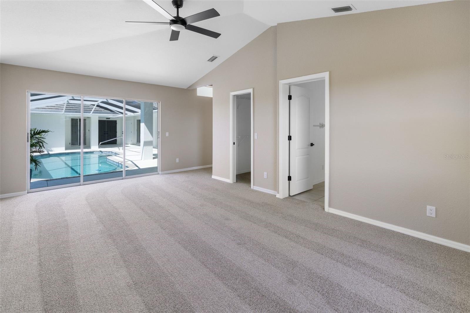 201 ARLINGTON DR, PLACIDA, FL, 33946