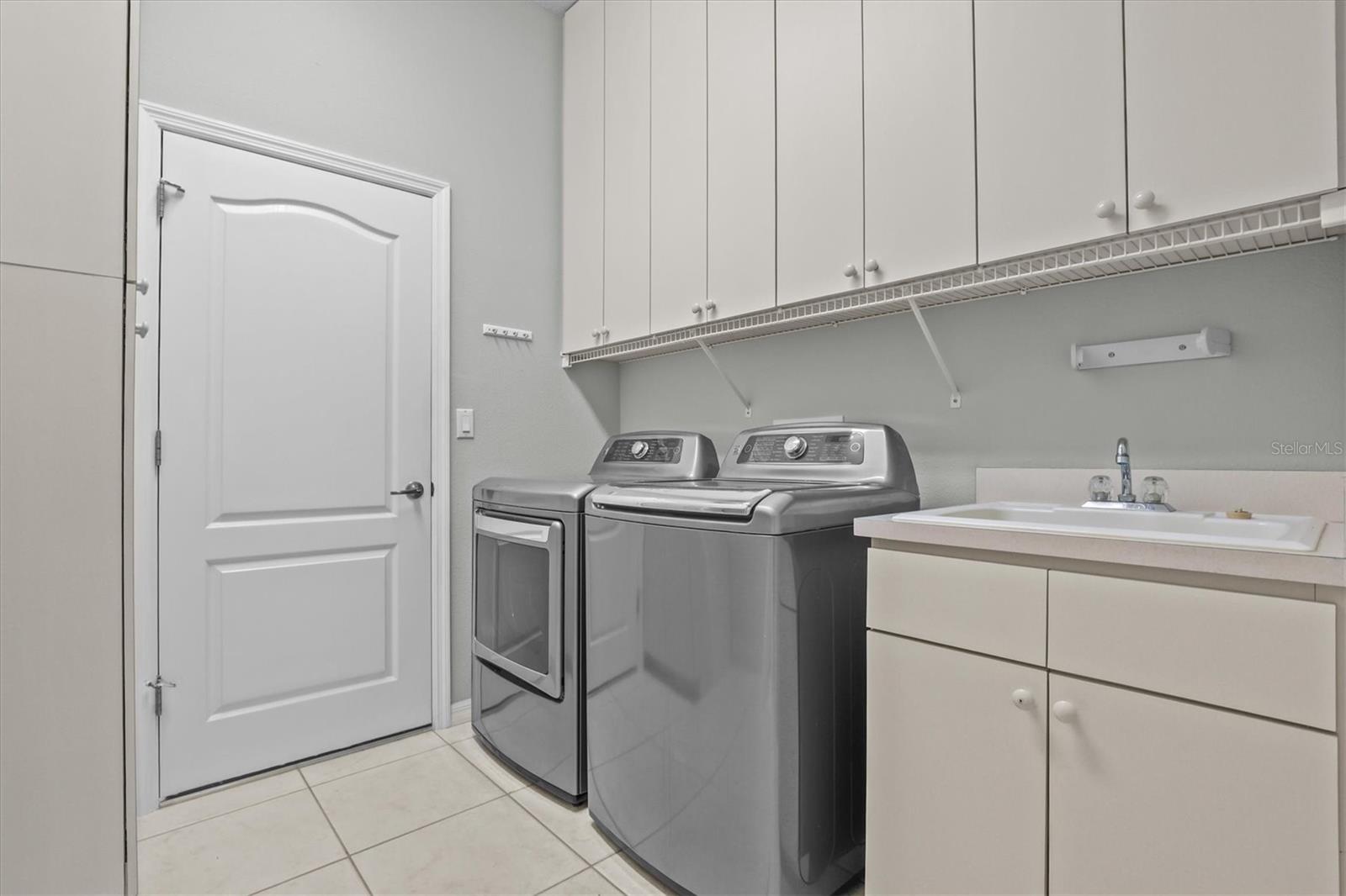 9037 PENELOPE DR, WEEKI WACHEE, FL, 34613
