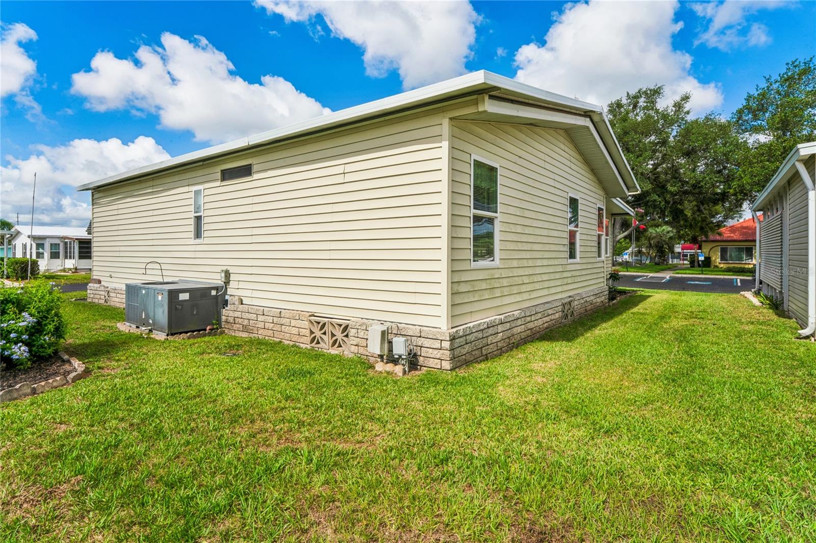 7136 VALOR ST #325, ZEPHYRHILLS, FL, 33541