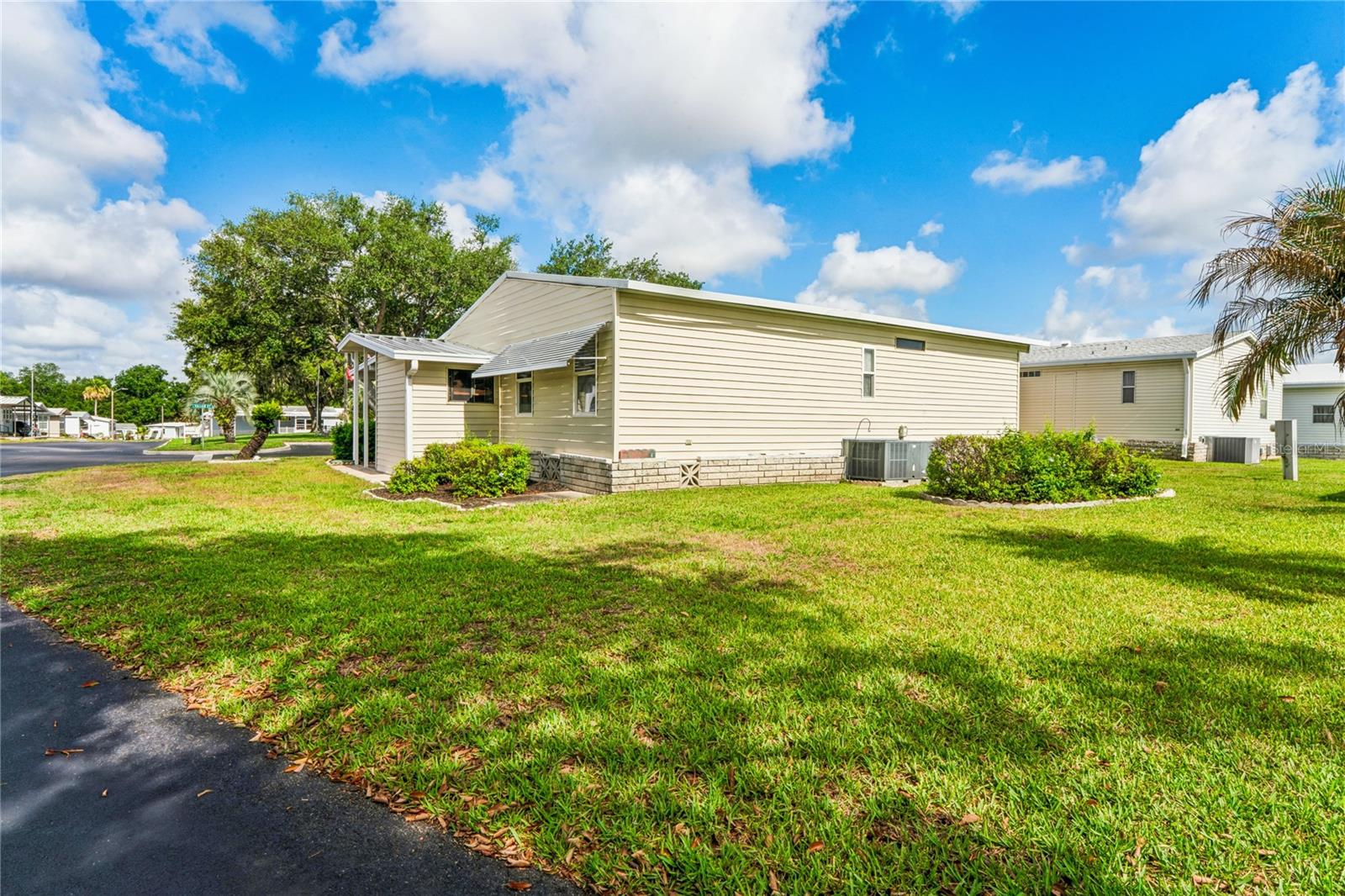 7136 VALOR ST #325, ZEPHYRHILLS, FL, 33541