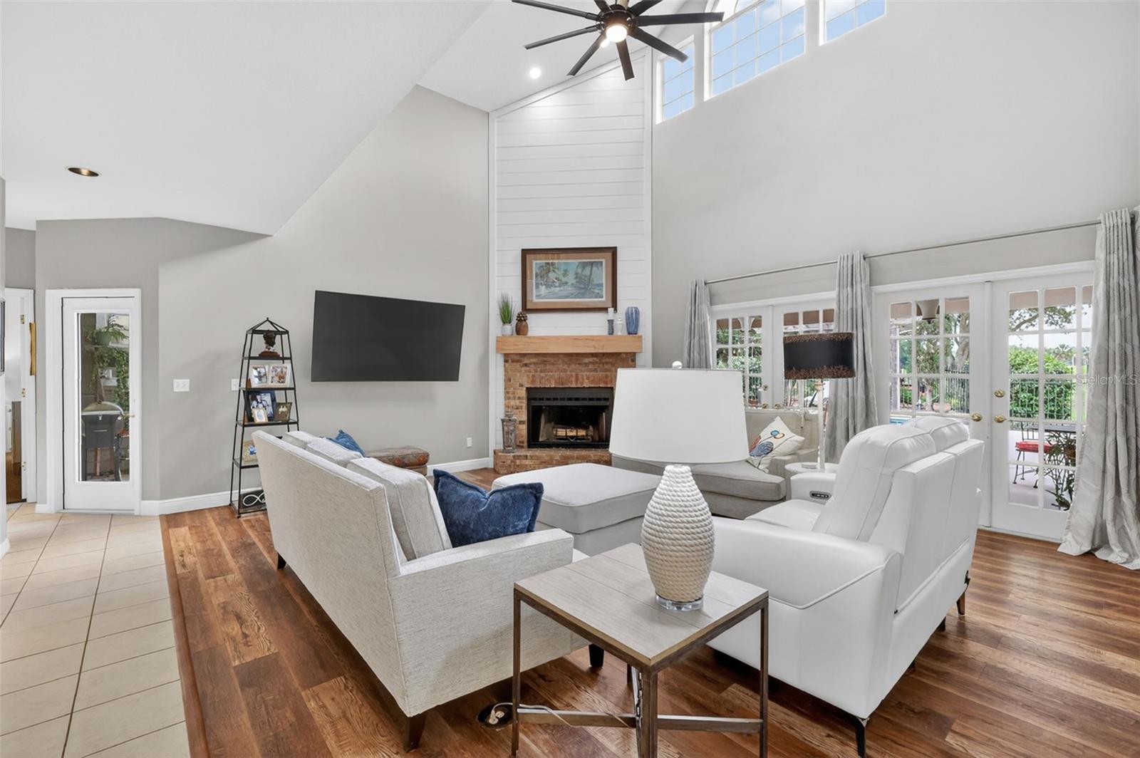 20514 BILL COLLINS RD, EUSTIS, FL, 32736