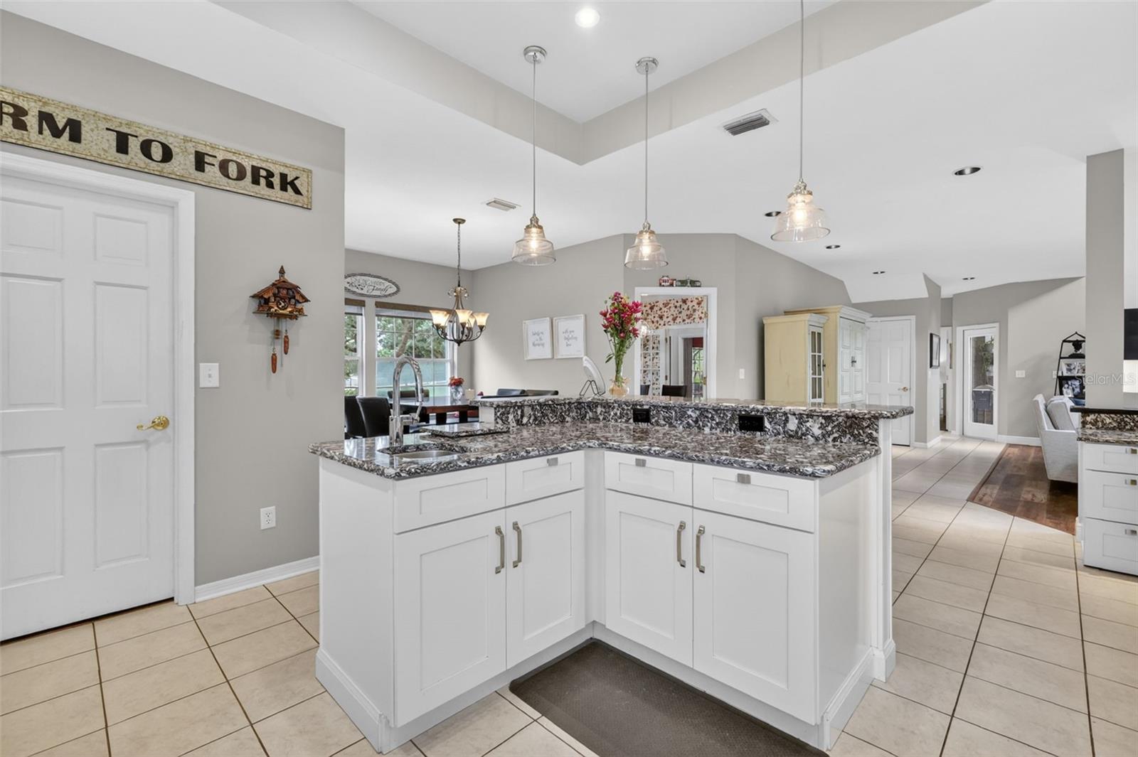 20514 BILL COLLINS RD, EUSTIS, FL, 32736