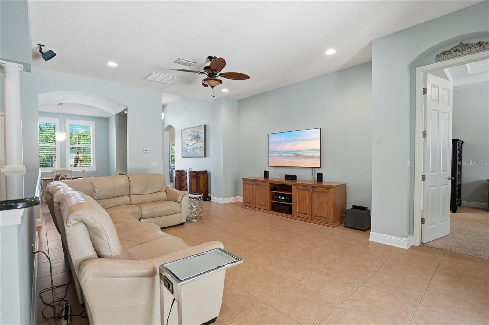 3320 GRASSGLEN PL, WESLEY CHAPEL, FL, 33544